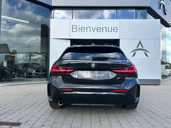 Bmw 118 (2024) — foto 18 van 22