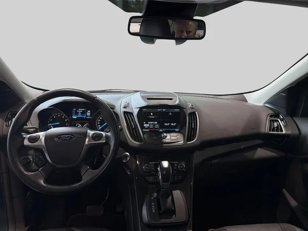 Ford Kuga (2016) — foto 5 van 15