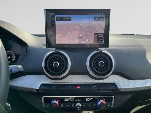 AUDI Q2 (2024) — foto 3 van 22