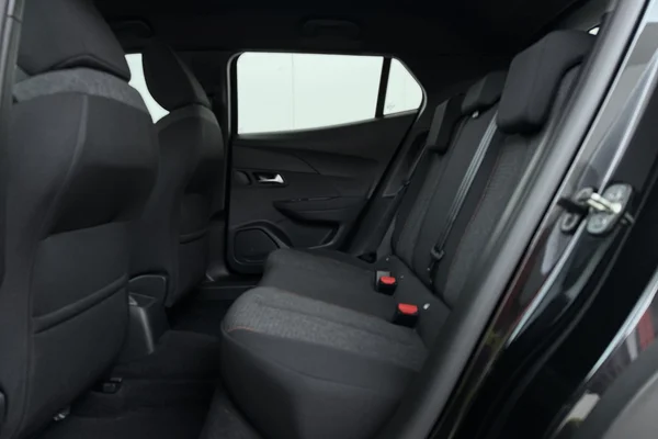 Peugeot 2008 (2025) — foto 17 van 18
