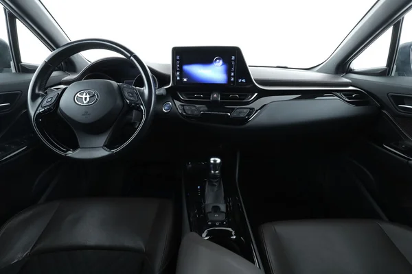 Toyota C-HR (2018) — foto 3 van 16