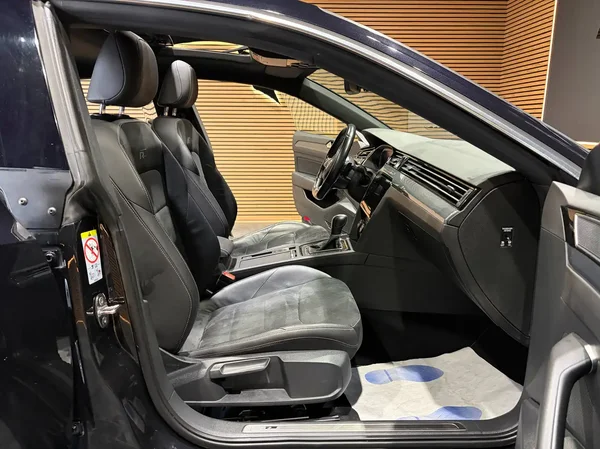 Volkswagen Arteon (2020) — foto 11 van 26