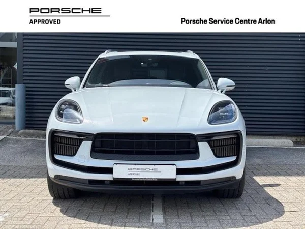 PORSCHE Macan S (2023) — foto 31 van 31