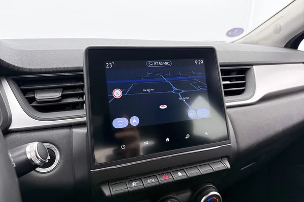 Renault Captur (2021) — foto 6 van 39