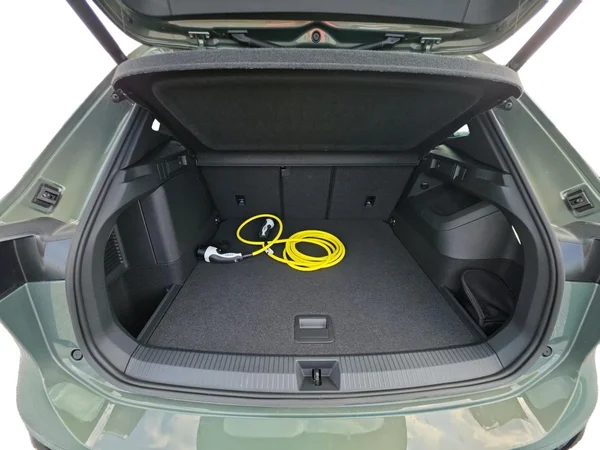 VOLKSWAGEN Tiguan eHybrid (PHEV) (2026) — foto 14 van 24