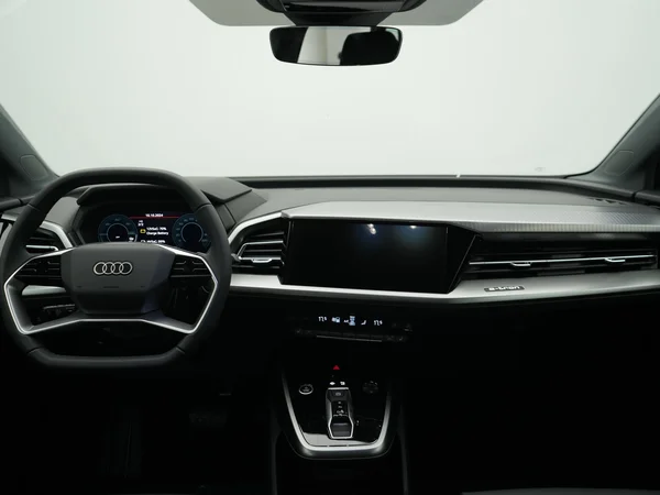 AUDI Q4 e-tron (2025) — foto 9 van 13