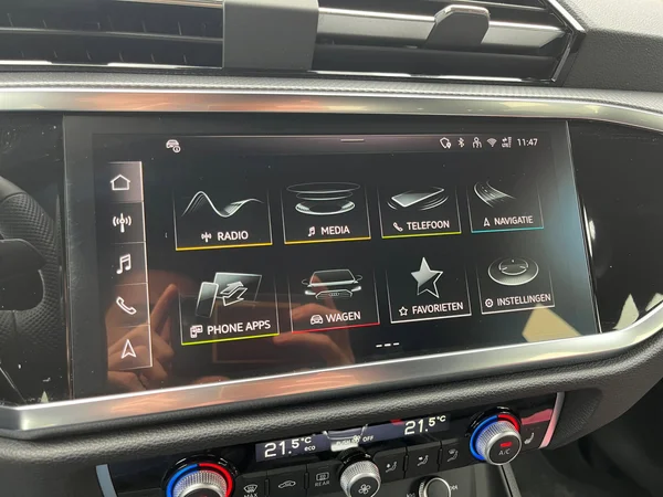 AUDI Q3 Sportback (2026) — foto 3 van 24