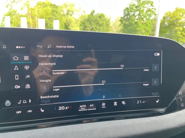 AUDI A6 Avant e-tron (2026) — foto 15 van 24