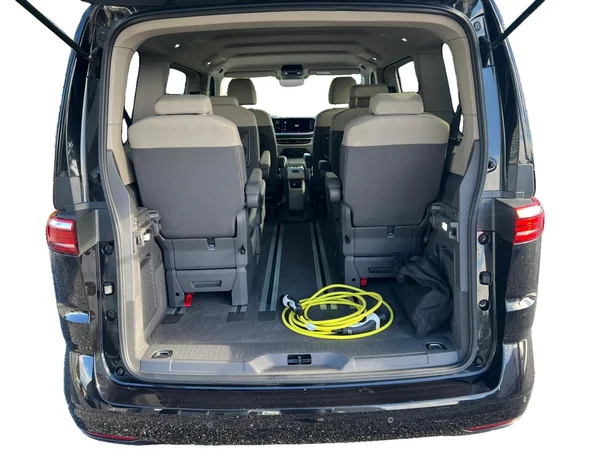 VOLKSWAGEN Multivan T7 eHybrid (PHEV) (2023) — foto 6 van 18
