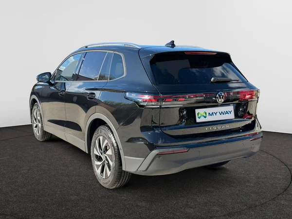 VOLKSWAGEN Tiguan (2026) — foto 15 van 21