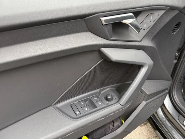 AUDI A3 Sportback Dsl (2023) — foto 9 van 17