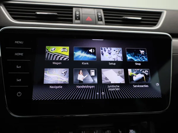 Škoda Superb (2022) — foto 27 van 47