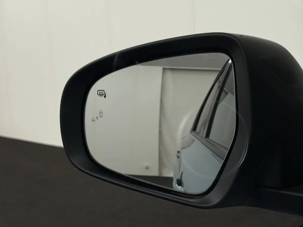 SUZUKI Vitara (2023) — foto 19 van 27