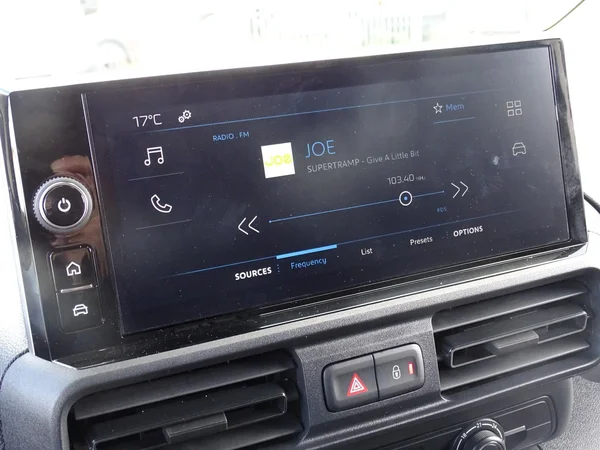 Peugeot Partner (2025) — foto 13 van 22