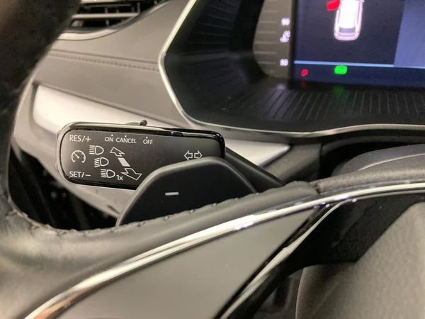 SKODA Octavia Combi (2021) — foto 19 van 35