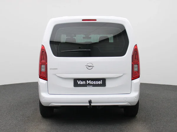 Opel Combo Life (2023) — foto 31 van 34