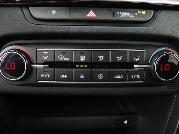 KIA Cee'd (2025) — foto 18 van 28