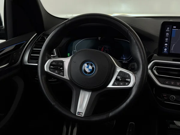 BMW iX3 (2022) — foto 14 van 36