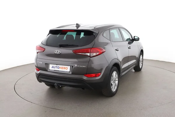 Hyundai Tucson (2018) — foto 12 van 16