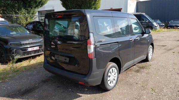 Ford Tourneo Courier (2026) — foto 8 van 13