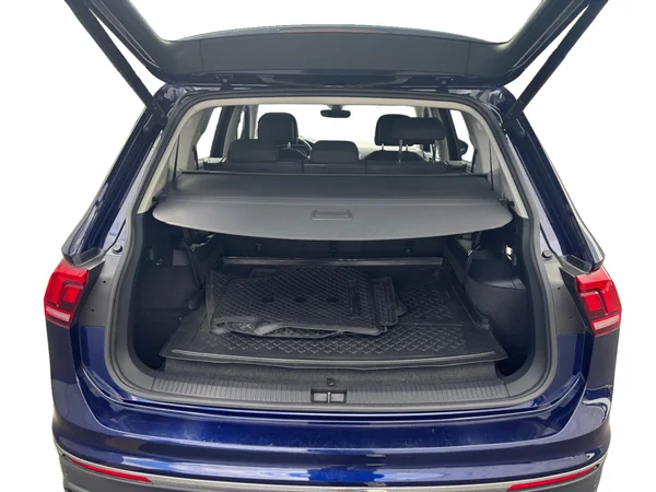 VOLKSWAGEN Tiguan Allspace (2023) — foto 8 van 17