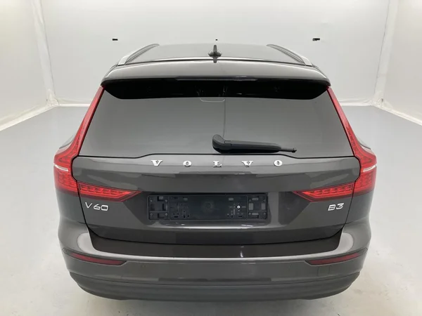 VOLVO V60 (2023) — foto 7 van 36