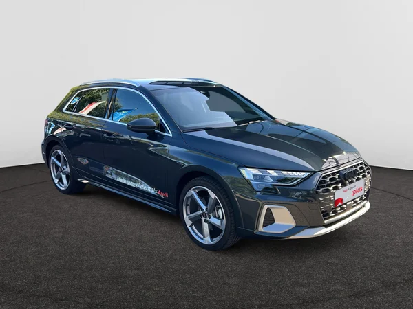 AUDI A3 Allstreet (2025) — foto 13 van 18