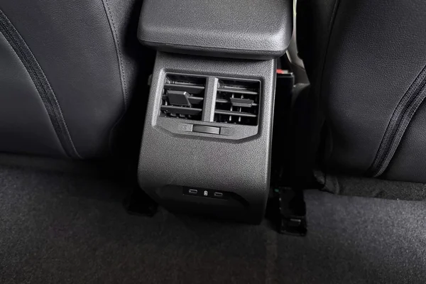Renault E-Megane E-Tech (2022) — foto 13 van 35