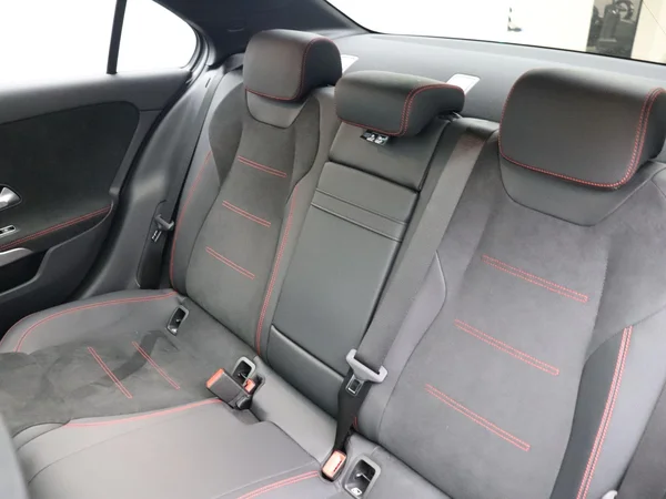 Mercedes-Benz A-Klasse (2023) — foto 7 van 32