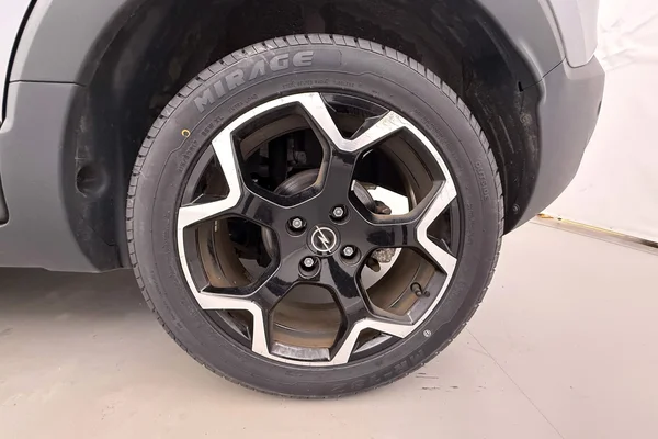 Opel Crossland (2022) — foto 22 van 31