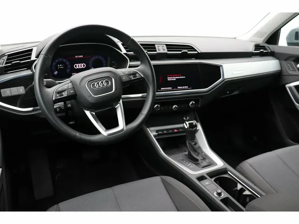 AUDI Q3 (2021) — foto 3 van 30
