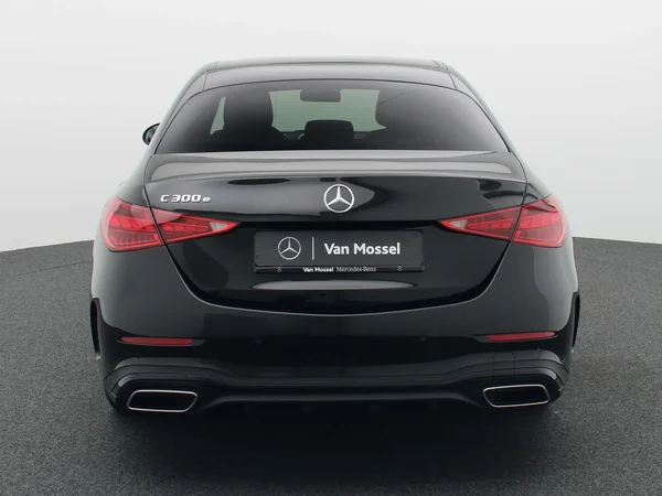 Mercedes-Benz C-Klasse (2025) — foto 22 van 26