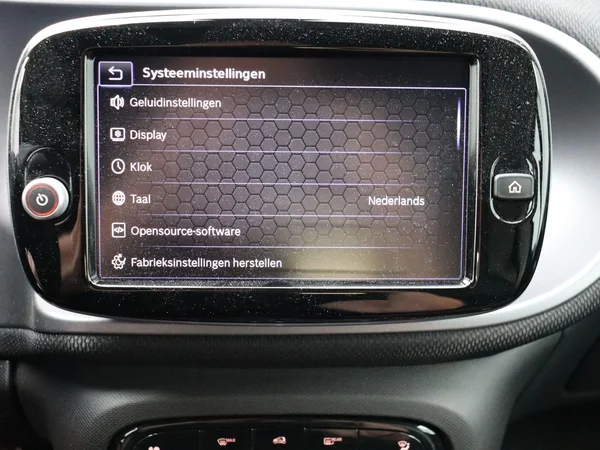smart Fortwo (2024) — foto 10 van 28