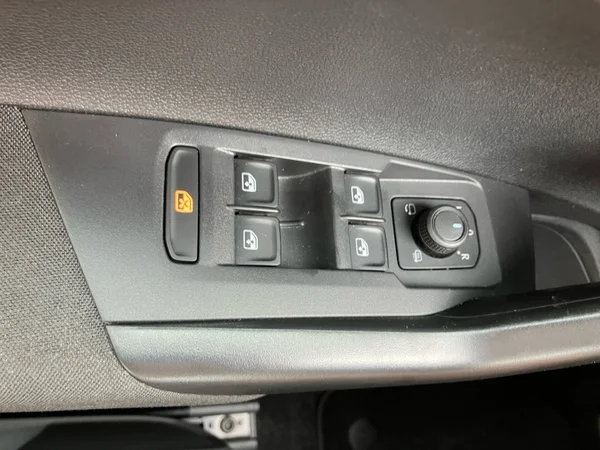 VOLKSWAGEN Taigo (2022) — foto 6 van 25