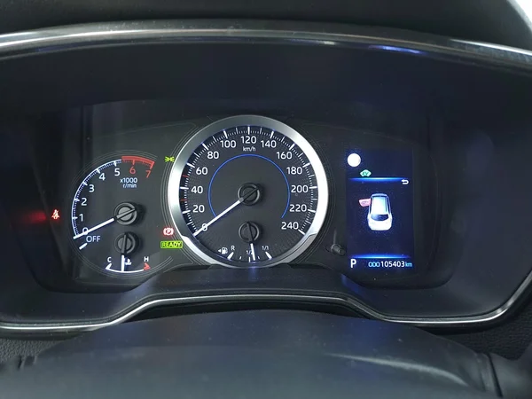 Toyota Corolla SW Hybrid (HEV) (2022) — foto 6 van 30