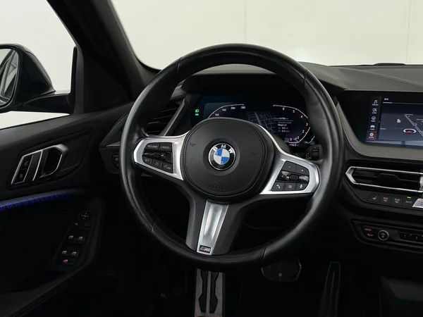 BMW 120 (2022) — foto 14 van 30