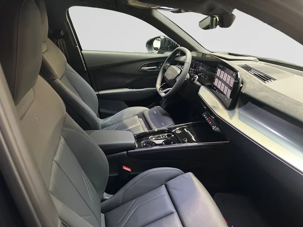AUDI Q3 SUV e-hybrid (PHEV) (2026) — foto 16 van 23