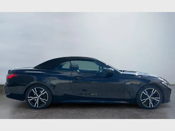 BMW 4 Cabrio (2022) — foto 26 van 29