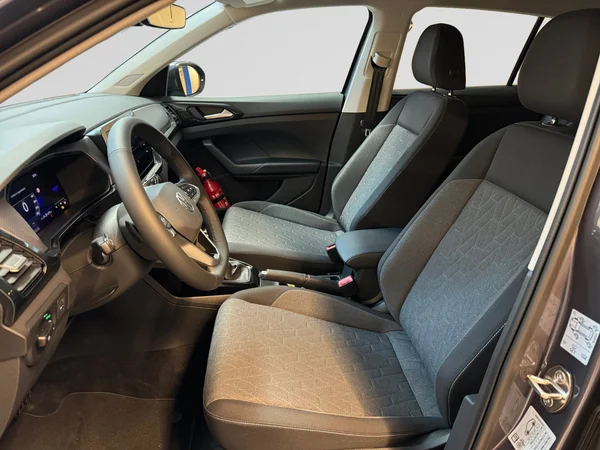 VOLKSWAGEN T-Cross (2025) — foto 21 van 23