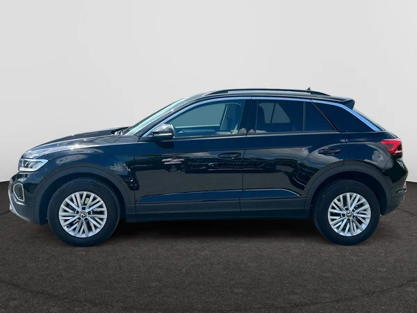 VOLKSWAGEN T-Roc (2022) — foto 12 van 24