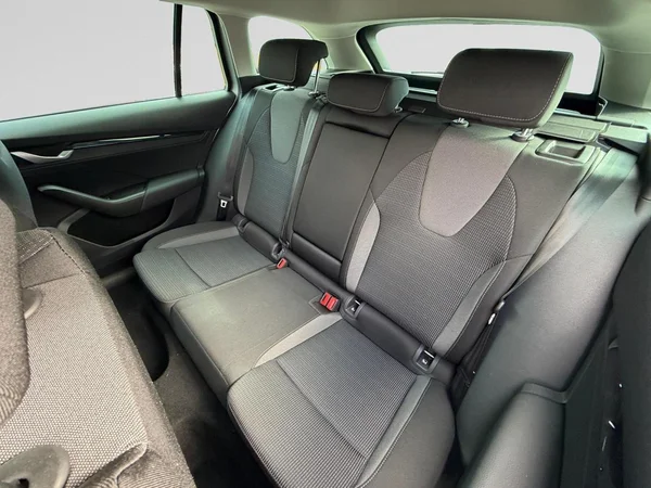 SKODA Octavia Combi (2025) — foto 13 van 24