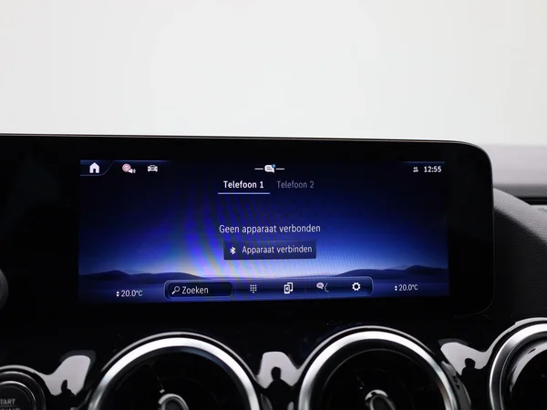 Mercedes-Benz GLA (2025) — foto 16 van 50