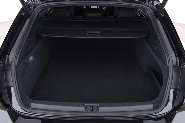 Volkswagen Arteon (2022) — foto 8 van 16