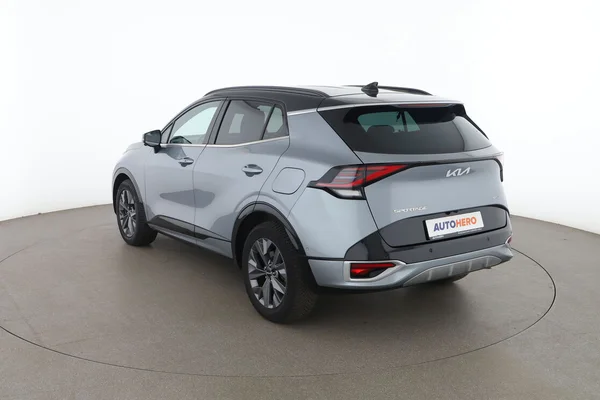 Kia Sportage (2022) — foto 10 van 16