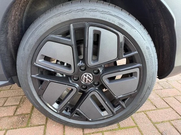 VOLKSWAGEN T-Roc (2026) — foto 14 van 21