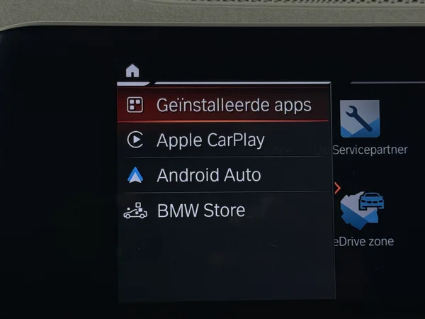 BMW 330 (2020) — foto 13 van 30