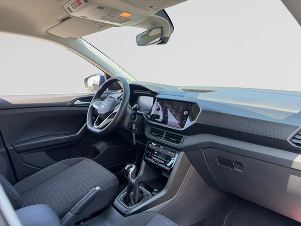 VOLKSWAGEN T-Cross (2023) — foto 14 van 20
