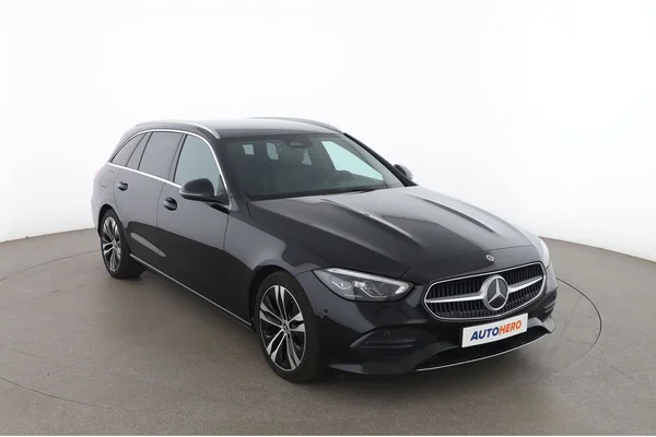Mercedes-Benz C-Klasse (2024) — foto 14 van 16