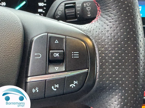 Ford Fiesta (2018) — foto 16 van 28