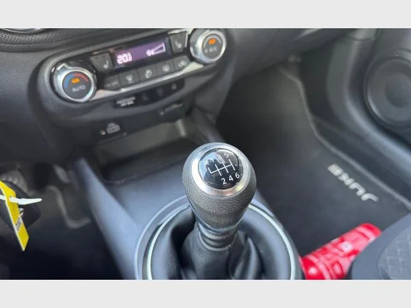 Nissan JUKE (2020) — foto 17 van 25